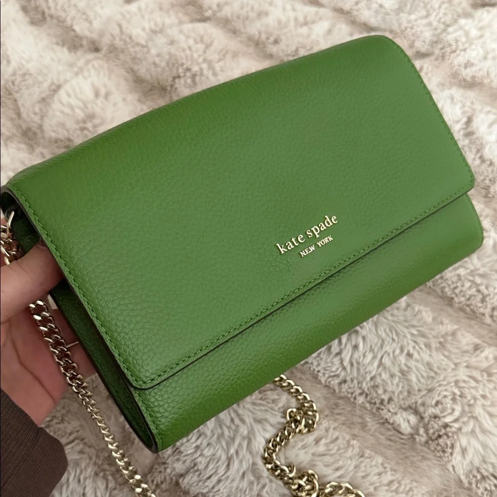Kate Spade Green Leather Clutch with Gold Chain - Picture 4 of 13